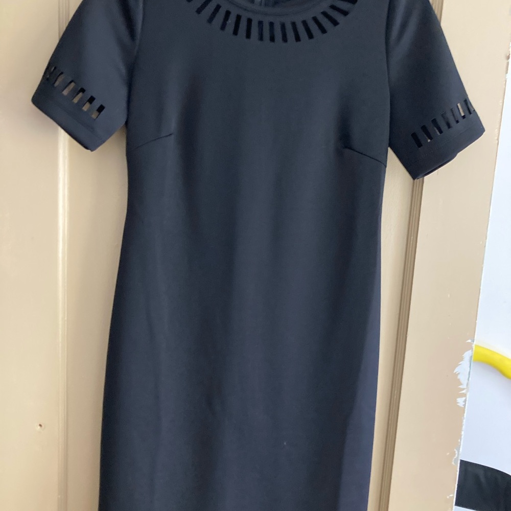 Cute Little Blue and White Dress wear me anytime - Picture 2 of 12